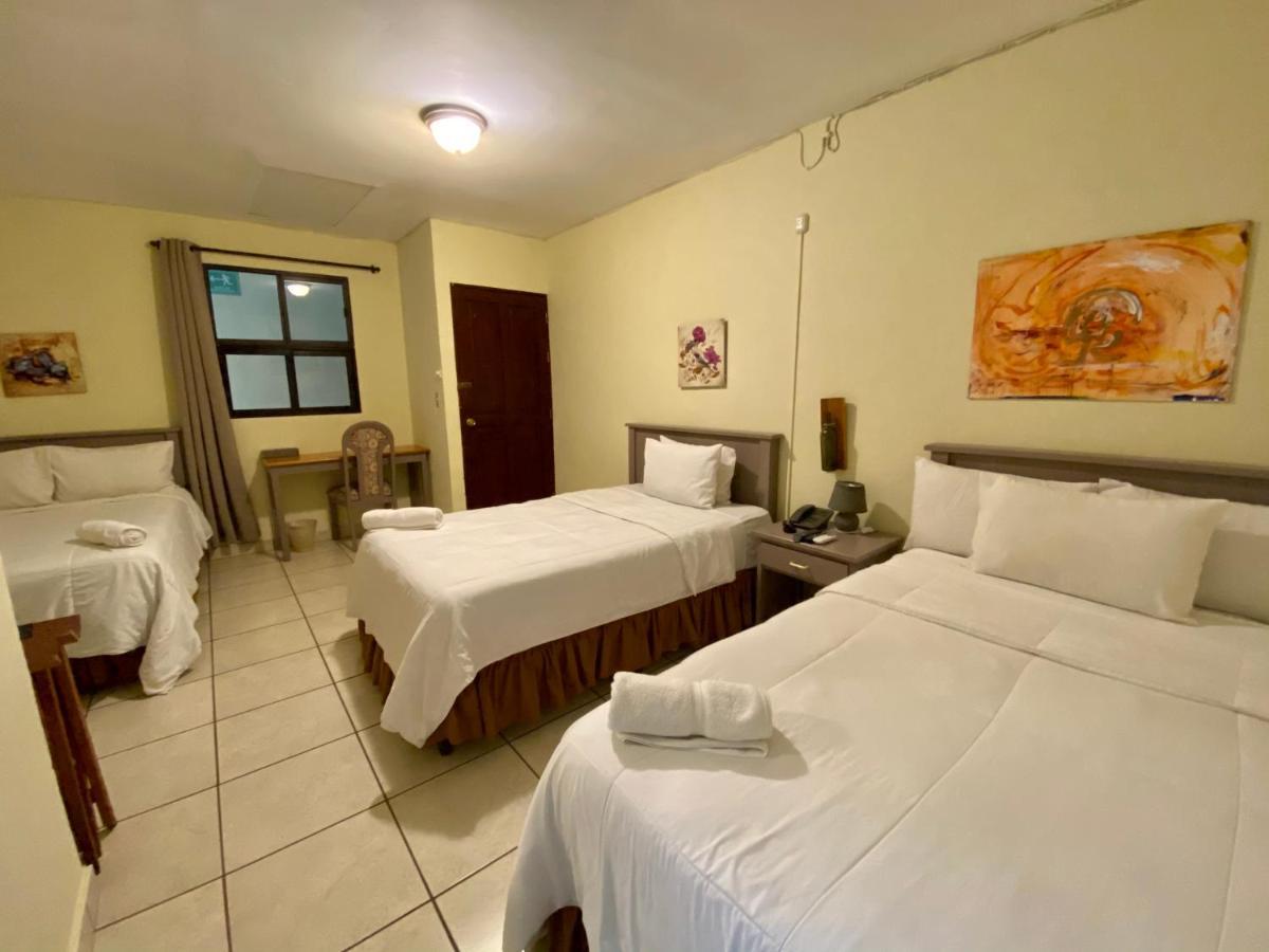 Morrison Hotel San Salvador Esterno foto