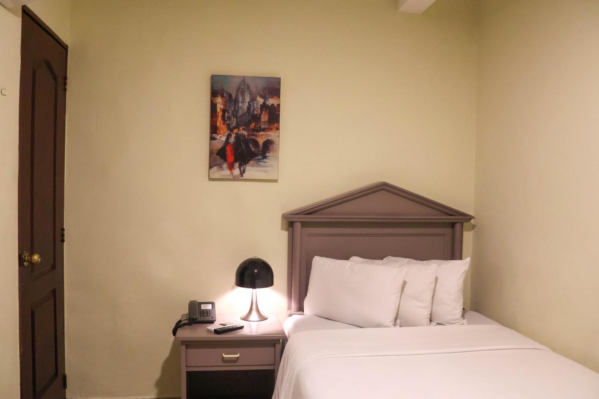 Morrison Hotel San Salvador Esterno foto
