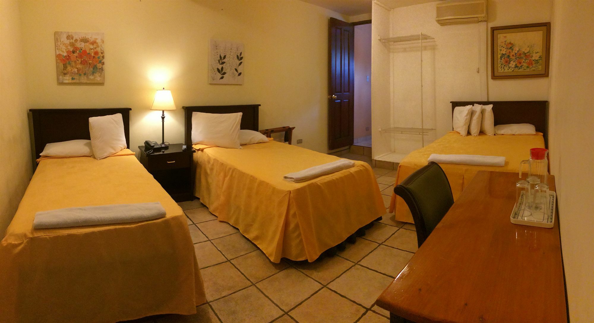 Morrison Hotel San Salvador Esterno foto